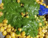 A picture of step 5 of Hariyali Chole masala (without onion garlic).