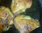 Foto del paso 1 de la receta: Pollo en salsa verde con papas a la Mario, s