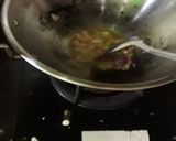 Foto langkah ke 2 dari resep Tumis Kangkung Kecap.