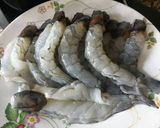 รูปขั้นตอนการทำที่ 1 ของ แกงเลียงกุ้งสด