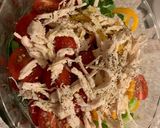 Hình bước làm 3 của món Salad mix + ức gà
