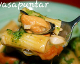 Foto del paso 1 de la receta: Macarrones (tortiglioni) con mejillones 🐚 🍅 🥓🌶 💚