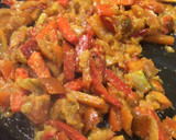 Foto del paso 4 de la receta: Carne con verduras para fajitas