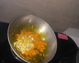લિલી હળદર નું શાક (Raw tarmric sabji recipe in gujarati) રેસીપી સ્ટેપ2ફોટો