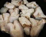 Foto del paso 3 de la receta: Cocochas bacalao