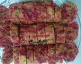 A picture of step 6 of Beetroot muthias.