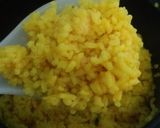 Foto langkah ke 5 dari resep Nasi Kuning Bumbu Racik Ayam Goreng.
