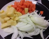 รูปขั้นตอนการทำที่ 1 ของ ข้าวแกงกะหรี่หมูทอดสไตล์ญี่ปุ่น