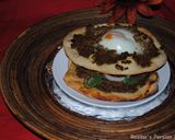 A picture of step 14 of Pizza with minced beef and egg.