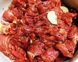 Hình bước làm 1 của món Bò Sốt Tiêu Đen