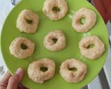 Foto langkah ke 2 dari resep Donat Kampung.