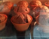 Foto del paso 4 de la receta: Macetitas cupcakes de chocolate con nata de colores
