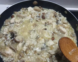 Foto del paso 9 de la receta: Risotto de setas y pollo