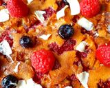 Une image de l'étape 4 de Gâteau magique framboises chocolat blanc.