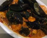 Foto langkah ke 5 dari resep Seafood gabrukan saus padang.
