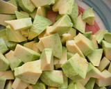 Foto del paso 2 de la receta: Ceviche de bonito del Norte en conserva con aguacate y melocotón