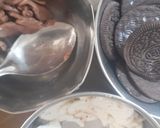 A picture of step 1 of Oreo bread cake - No Bake fireless cooking.