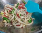 Foto langkah ke 2 dari resep Tumis Toge / Kecambah Tahu Saos tiram.