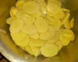 A picture of step 5 of Jat pat aloo.