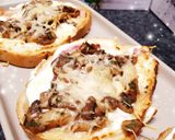 Une image de l'étape 4 de Tartines bruschettas crème lardons gruyère râpé parmesan ou cheddar et champignons.