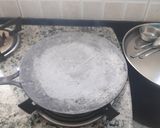 A picture of step 4 of Thalipeeth😋.