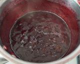 Foto del paso 2 de la receta: Berlinas rellenas de crema y coulis de cerezas con ganache de chocolate