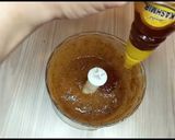 A picture of step 3 of Date fig and chocolate milkshake.