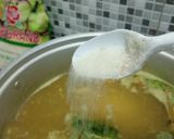 Foto langkah ke 3 dari resep Soto Ayam Kuah Kuning Ala Cirebon.