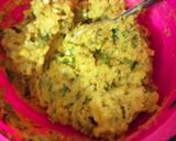 A picture of step 3 of Leftover Daal Palak Pakoda 😘😘😋😋.