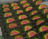 Foto langkah ke 12 dari resep Watermelon Cookies.