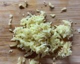 A picture of step 2 of Thai stir fried rice.