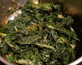 Foto del passaggio 4 della ricetta Vellutata di cavolo nero