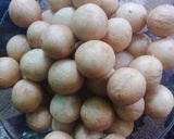 Foto langkah ke 5 dari resep Bola-bola manis.