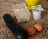 Foto del paso 1 de la receta: Bastones de calabacín, en rebozado de yogurt