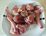Foto del paso 1 de la receta: Conejo con pimientos y berenjenas