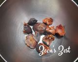 A picture of step 1 of Kokum Soda.