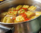 รูปขั้นตอนการทำที่ 4 ของ เก๋ากี้ มะระยัดไส้ หมูสับ