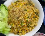 Hình bước làm 3 của món Cơm chiên trứng muối chà bông