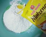 Foto langkah ke 1 dari resep Donat Maizena keju & seres.