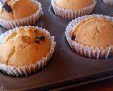 Foto del paso 5 de la receta: Muffins de vainilla con chips. Ricos fáciles y económicos🔥