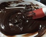 Foto del paso 7 de la receta: Bizcocho de chocolate con chocolate y más chocolate en thermomix