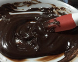 Foto del paso 7 de la receta: Bizcocho de chocolate con chocolate y más chocolate en thermomix
