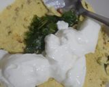 A picture of step 3 of Instant Rava idli with chutney.