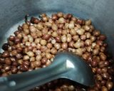 A picture of step 2 of Chana Prashad.