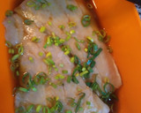 Foto del paso 1 de la receta: Lubina con salsa de espinacas