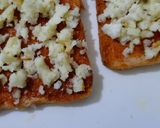 A picture of step 1 of Bread Pizza.