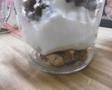 Yogurt, Honey & Walnut dessert recipe step 5 photo