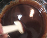 Foto del paso 1 de la receta: Brownie de chocolate con nueces y salsa de fresa