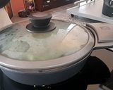Foto del paso 3 de la receta Crema de Verduras con Albóndigas de Espinacas (con un toque de yogur cremoso de oveja)