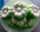 Foto langkah ke 4 dari resep Kue Putu Ayu.